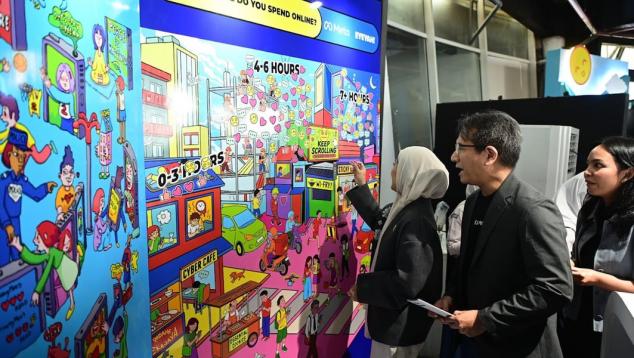 Menteri Komunikasi dan Digital Meutya Hafid dalam acara peringatan Hari Anak Nasional dan Girls in ICT Day 2026 di Garuda Spark Innovation Hub, Jakarta Pusat, Selasa (21/7/2026) mengatakan kemajuan teknologi digital memang membawa banyak manfaat bagi dunia pendidikan dan kehidupan sehari-hari. Foto: Humas Kemkomdigi