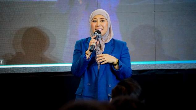 Menteri Komunikasi dan Digital, Meutya Hafid, mengatakan anak-anak harus dilindungi dari segala bentuk eksploitasi di ruang digital. Ruang digital tidak boleh menjadi tempat yang membiarkan anak-anak dijadikan sarana promosi produk yang berpotensi membahayakan kesehatan mereka. Foto: Dunia Meutya/Ditjen KPM Kemkomdigi